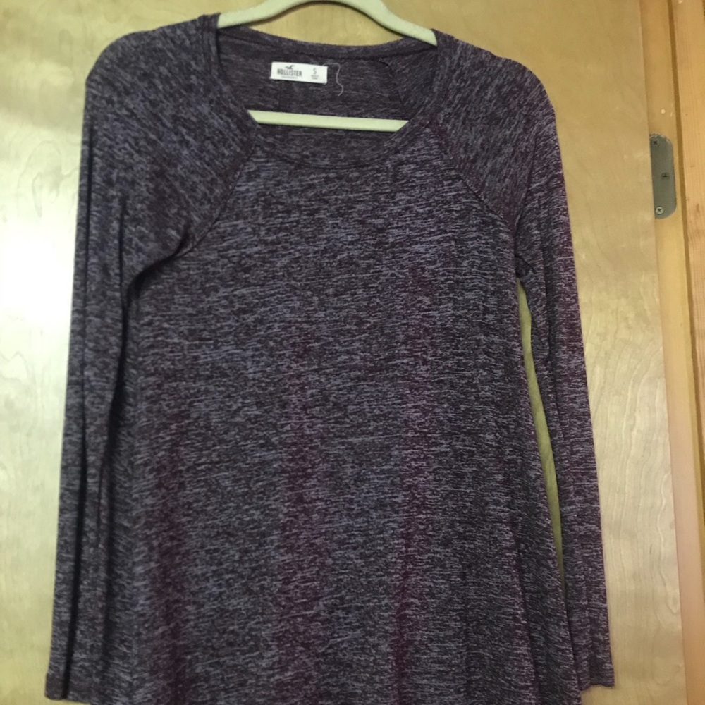 Long sleeve maroon shirt